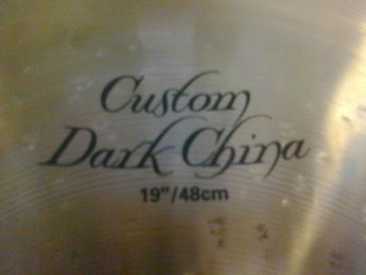 vendo china de 19 Zildjian k custom dark china, seguro y porte incluidos.