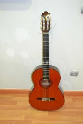 Vendo guitarra Alhambra modelo 3c.