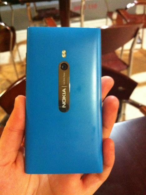 Vendo Nokia Lumia 800