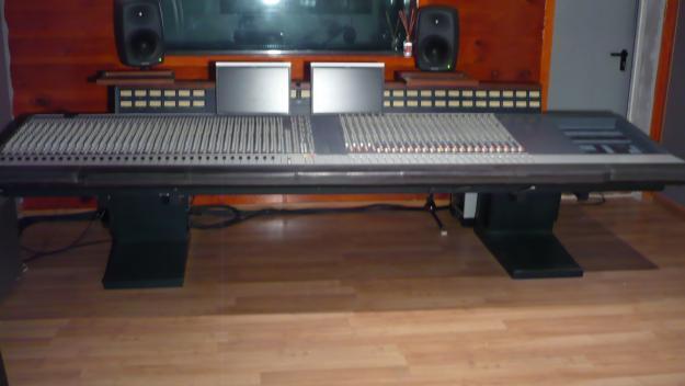 Mesa de mezclas de estudio Soundcraft 3200