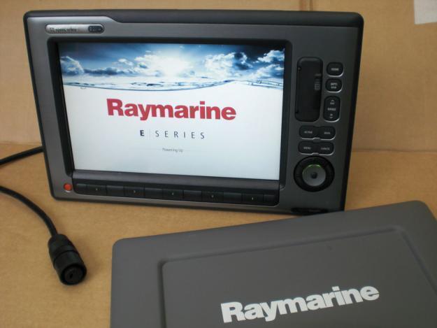 Raymarine E120w HybridTouch