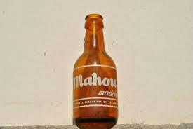 Vendo botellas antiguas cerveza mahou