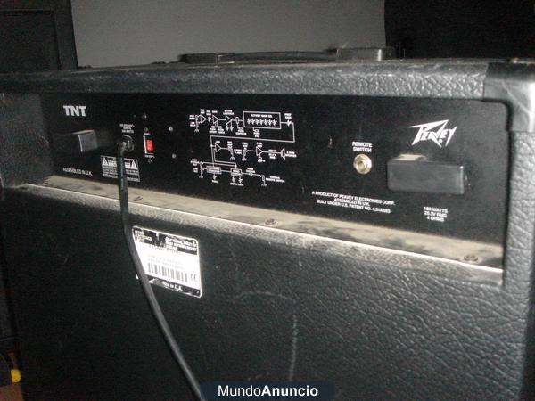 Amplificador Combo de Bajo PEAVY TNT 115 BW