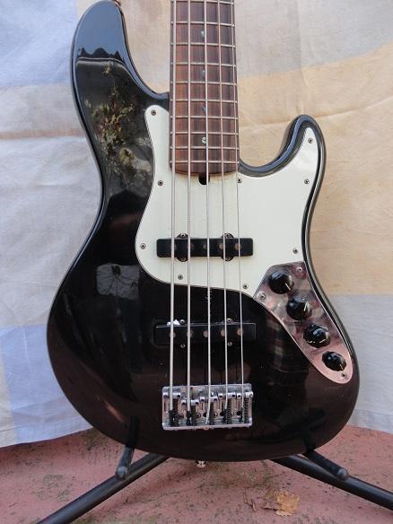 Bajo Fender Jazz Bass American de Luxe 5 cuerdas