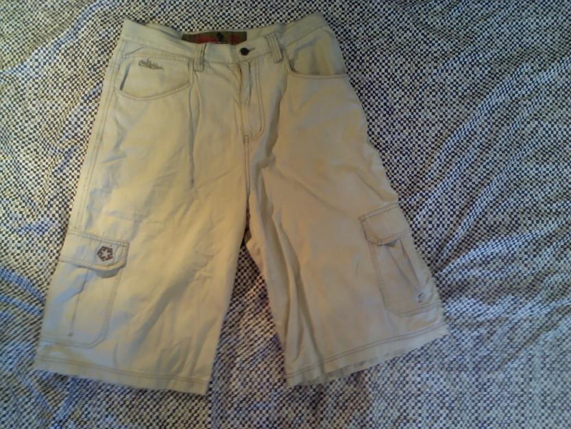 Bermudas Tribal
