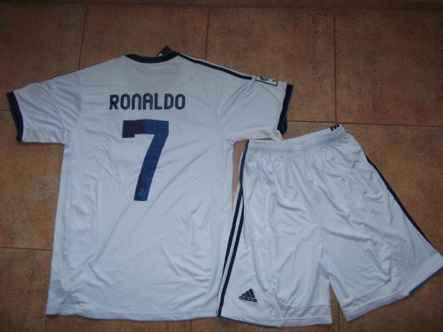 Camisetas y pantalones Real Madrid 2013 blancos
