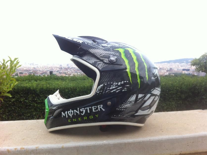 Casco Monster de fibra de carbono para motocross