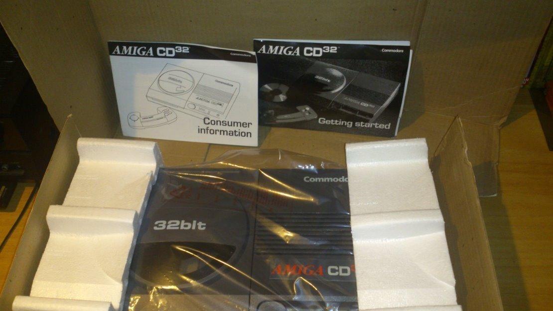 Consola amiga cd32 pal