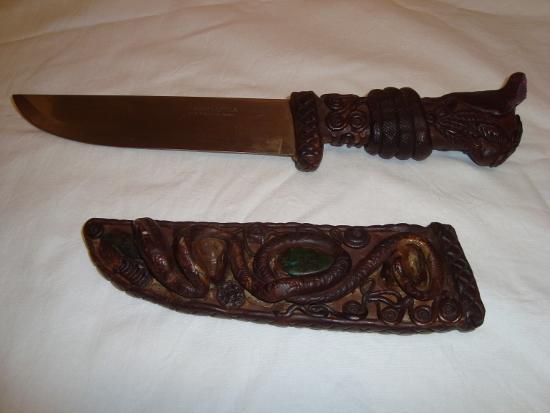 Cuchillo y sable artesanal de ecuador