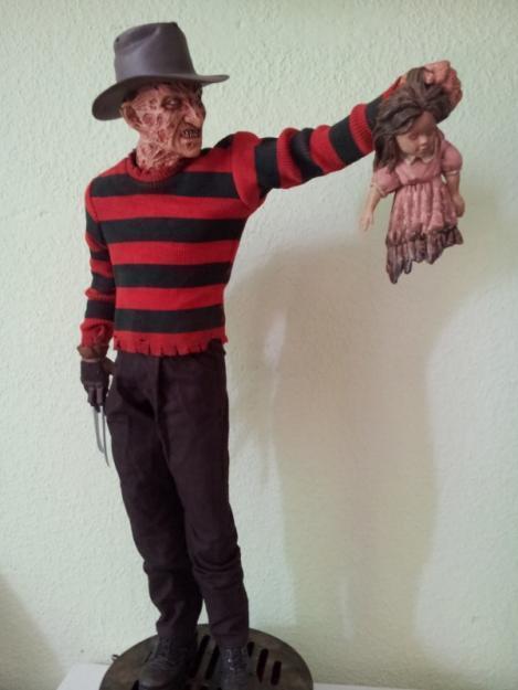 Figura Freddy Krueguer Premium Sideshow