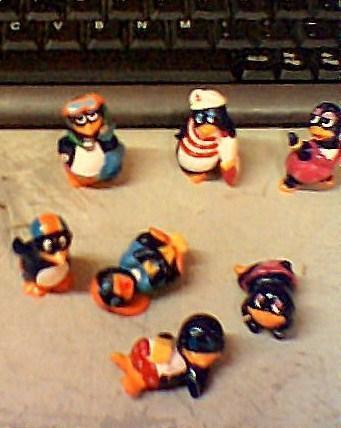 figuras kinder.7 miniaturas.pinguinos.
