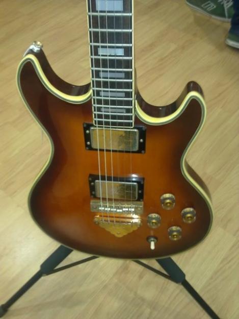 guitarra electriva IBANEZ CN 200