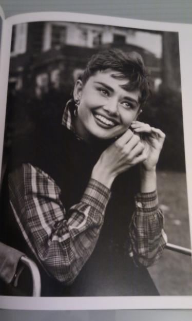 Libro Audrey Hepburn - A Life in Pictures