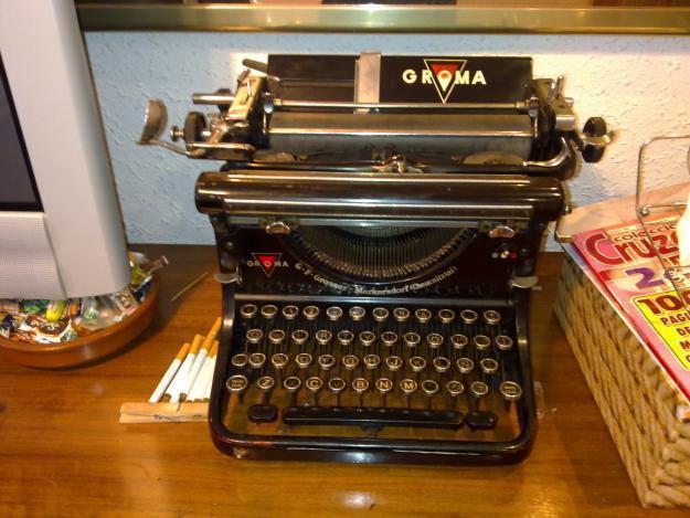 Máquina de escribir Grosser