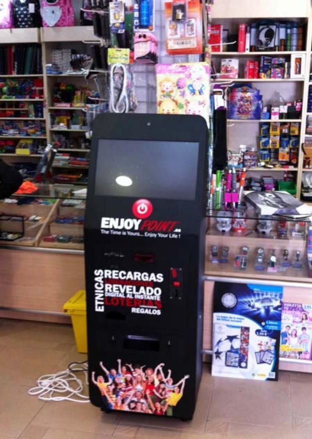 Máquina multiservicio: Canalización Lotería, recarga, revelado… gran beneficio