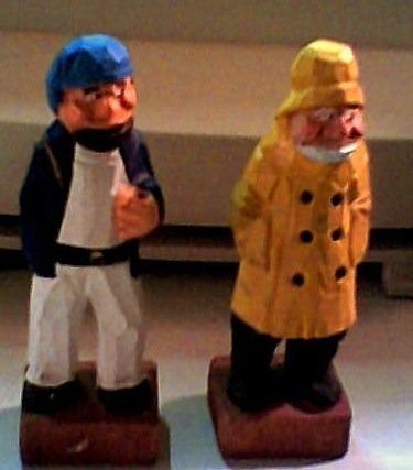 marineros.2 figuras de madera.