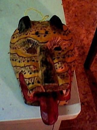 mascara artesana de madera.tigre.