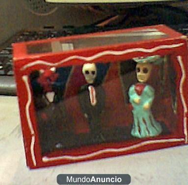 mexico.3 figuritas de la muerte.con caja.