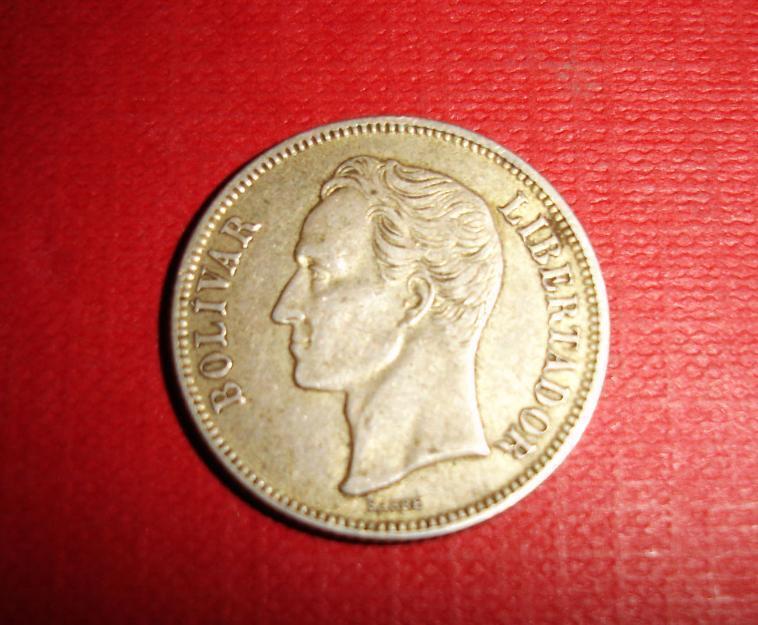 MOneda de Un Bolivar año 1954 -plata