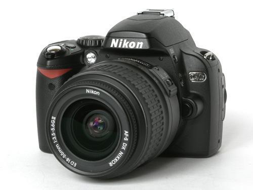 Nikon D40X + Objetivo Nikkor 18-55mm f/3.5-5.6