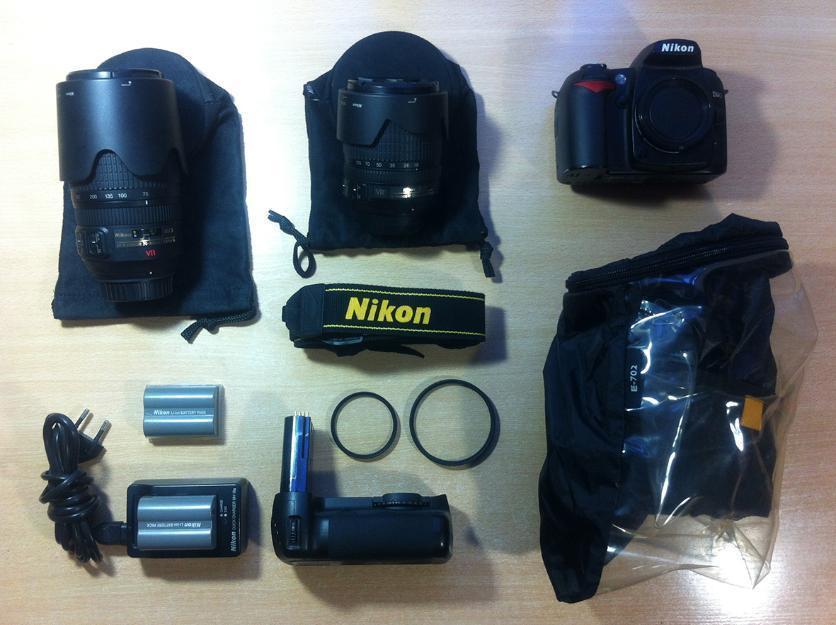 Nikon D90 + 18-105mm + 70-300mm + Grip + Kata E702