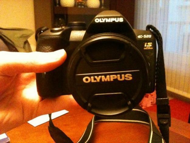 Olympus e-520 + 2 opticas