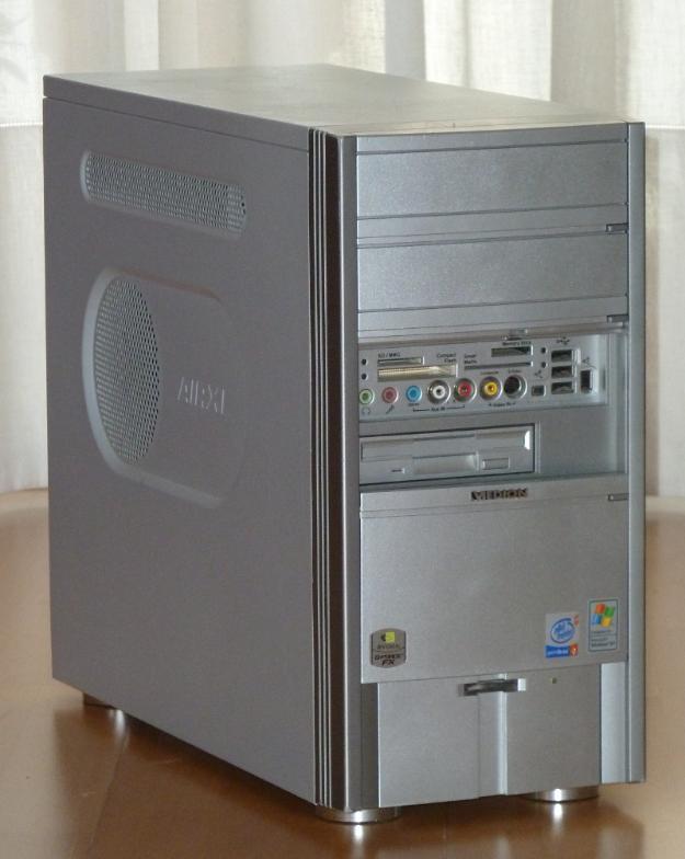 Ordenador Pentium 4 2800Mhz Medion sin disco duro
