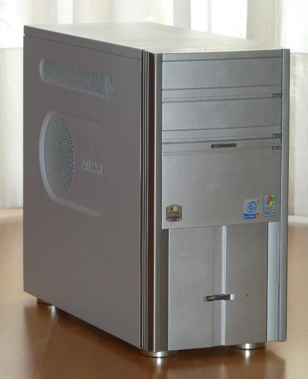 Ordenador Pentium 4 2800Mhz Medion sin disco duro
