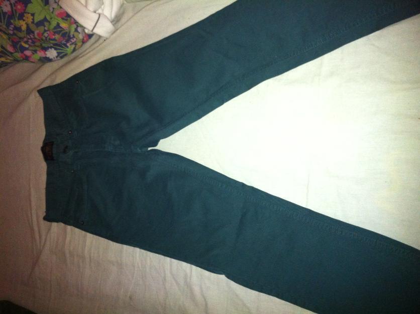 Pantalon verde de Zara hombre talla 38