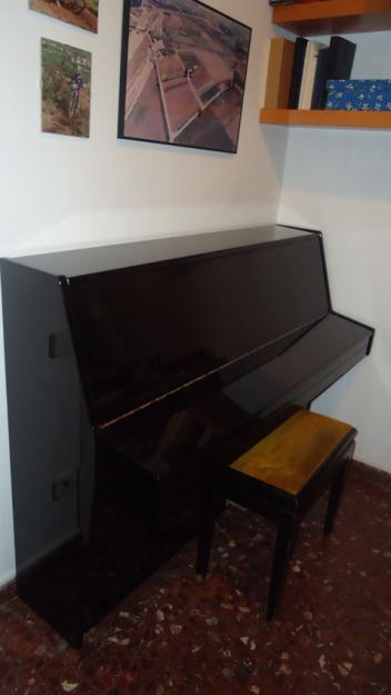 Piano vertical Zimmermann