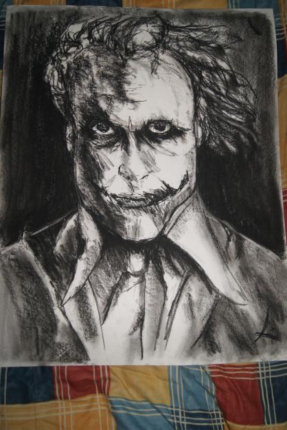 Regala un dibujo a carboncillo de Heath Ledger Joker