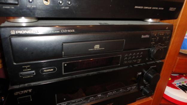 Reproductor Laser Disc y Cd Pioneer CLD 900 S
