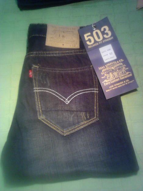 Se vende pantalon levis 503 nuevo hombre