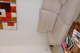 Sofa color perla