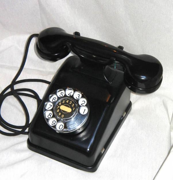 Teléfono antiguo ATEA de 1938, funciona