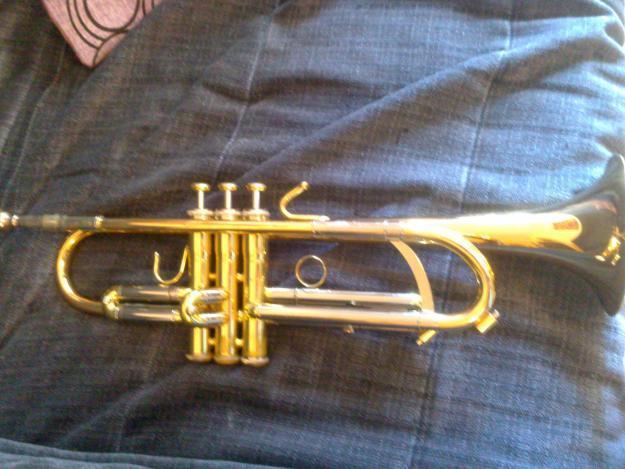 Trompeta profesional Jupiter 812 Buenos agudos