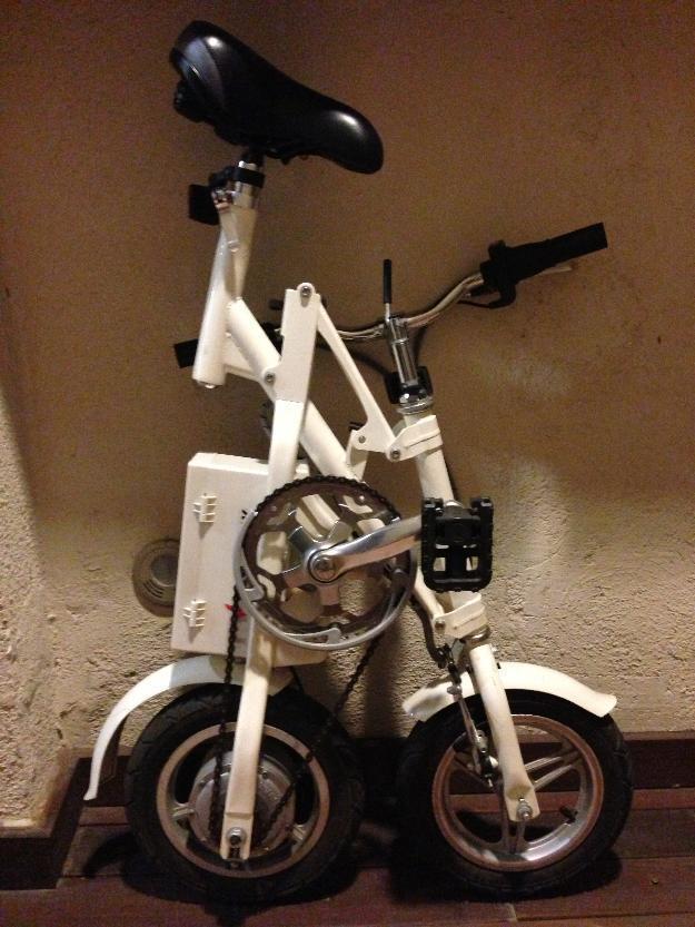 Vendo bicicleta electrica plegable casi nueva