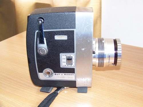 Camara Bell & Howell 8mm Zoomatic Director Series