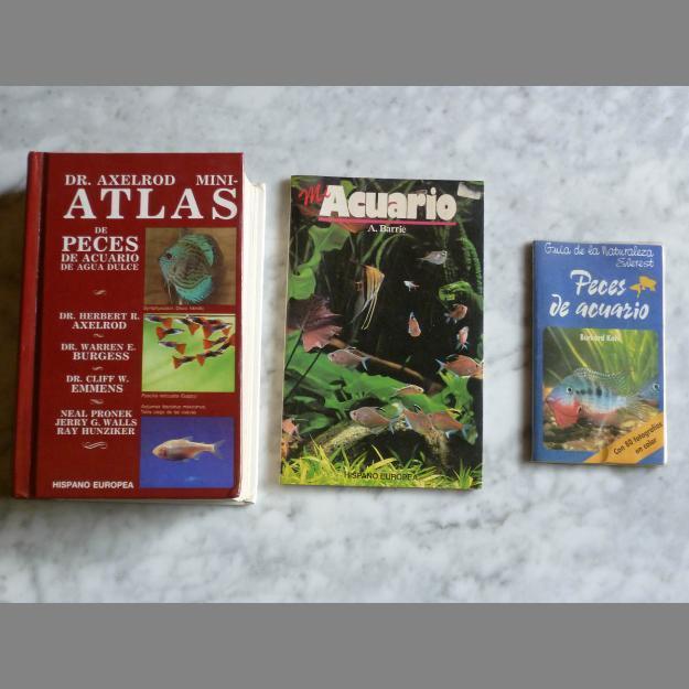Mini-atlas de peces de acuario de agua dulce + 2 libros de regalo