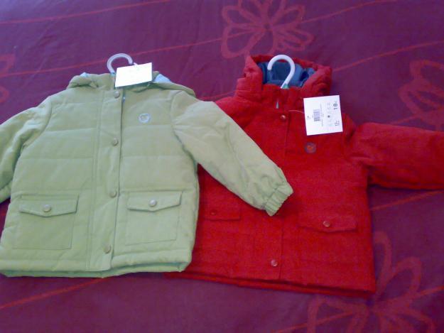 2 chaquetas talla 12 meses nuevas