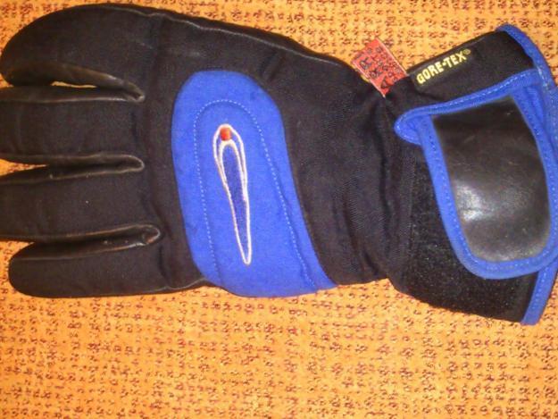 Guantes con gorotex