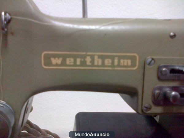 Vendo Máquina de coser Wertheim antigua