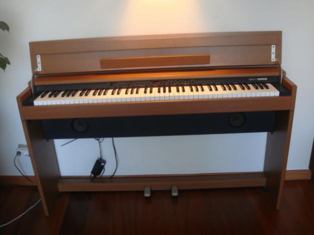 Vendo piano digital Rolan DP 900 - perfecto estado