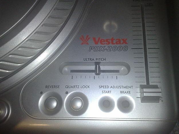 VENDO PLATO VESTAX PDX-2000... 300€ FOTOS? ENTRA!