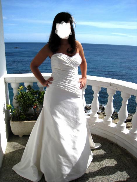Vendo Vestido de mi boda por necesidad de dinero 