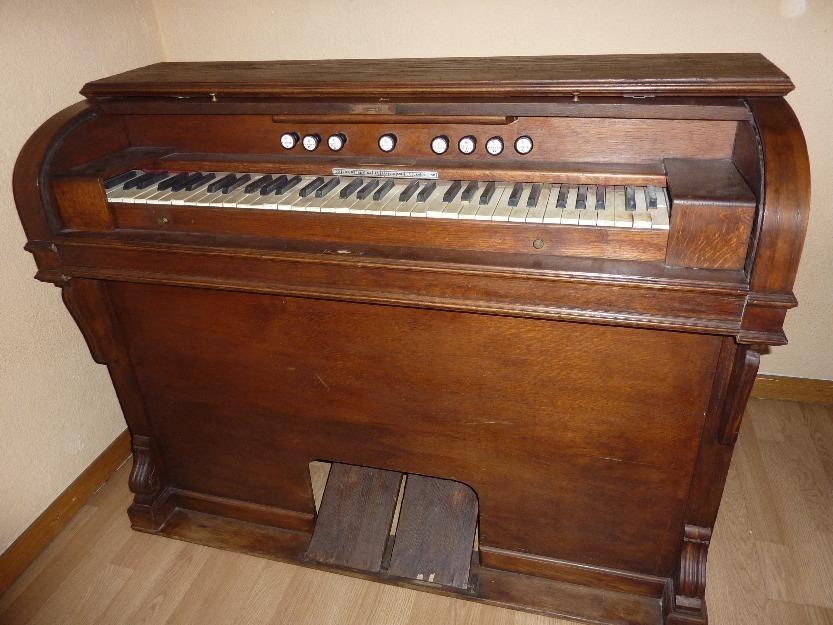 Venta harmonium Alberdi de principios del siglo XX.