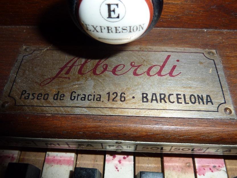 Venta harmonium Alberdi de principios del siglo XX.