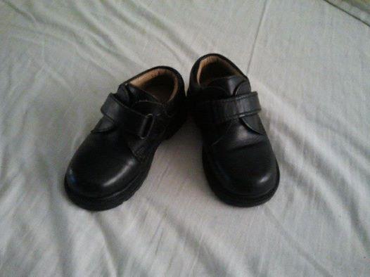 zapatos de vestir para niño numero 24...
