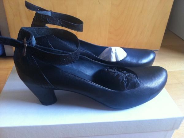 Zapatos vialis scarlett n39 negros nuevos!!