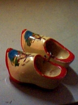 zuecos en miniatura madera holanda.